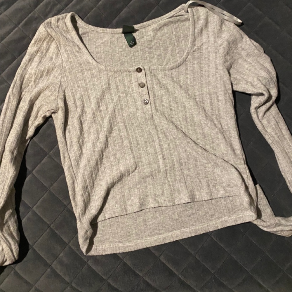 Cute crop long sleeve